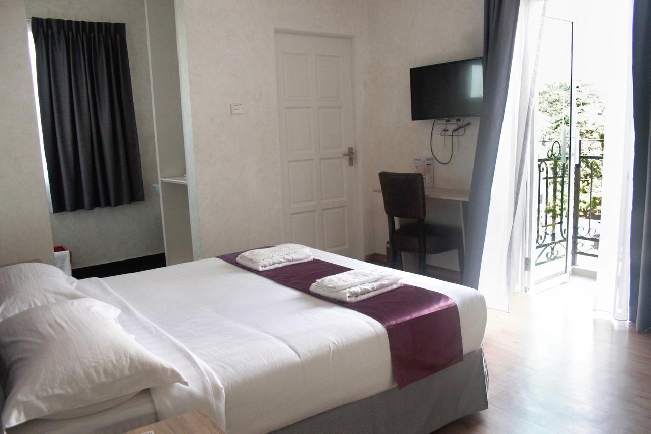 Venice Lodge Бандар-Сери-Бегаван Экстерьер фото
